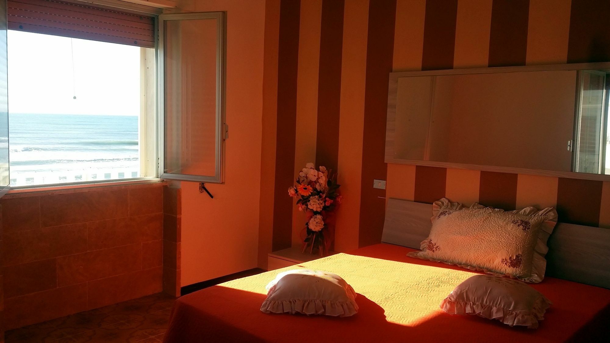 Torre Lapillo Beach 切萨雷奥港 外观 照片